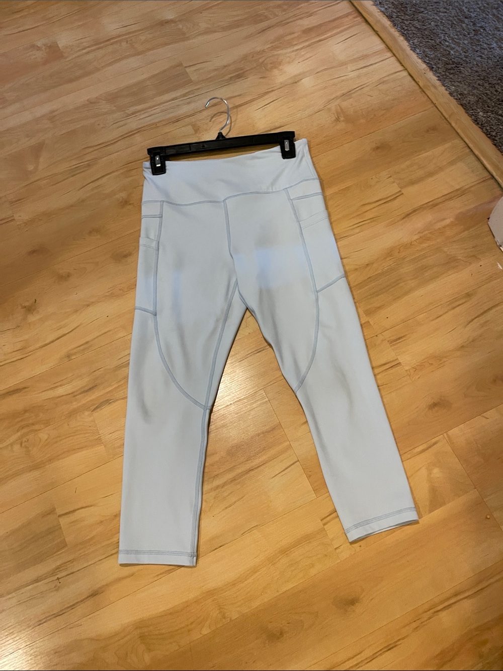ZYIA Light Blue Capri Leggings with Pockets